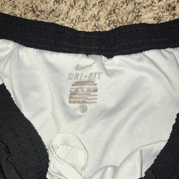 Nike Shorts - Picture 2 of 2